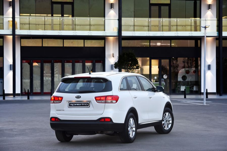  Kia Sorento LS 2015 года  (ZA) (фото 8 из 22)